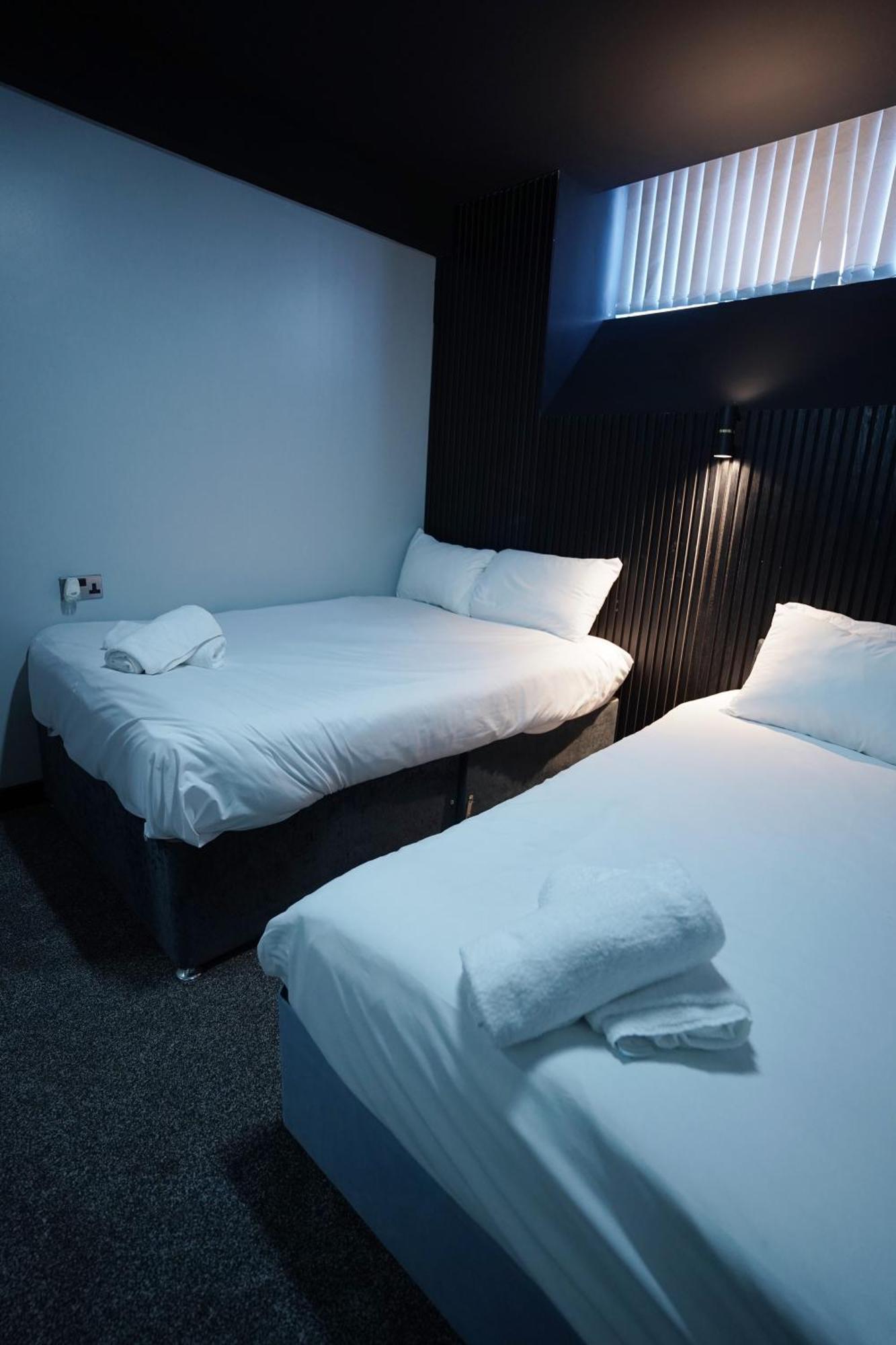 Nero Suite Sleeps Fourteen Mánchester Exterior foto